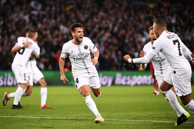 字母哥复出空砍30+15，库兹马20分，雄鹿不敌尼克斯